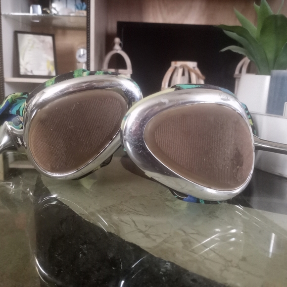 Unique shoes - Picture 5 of 8